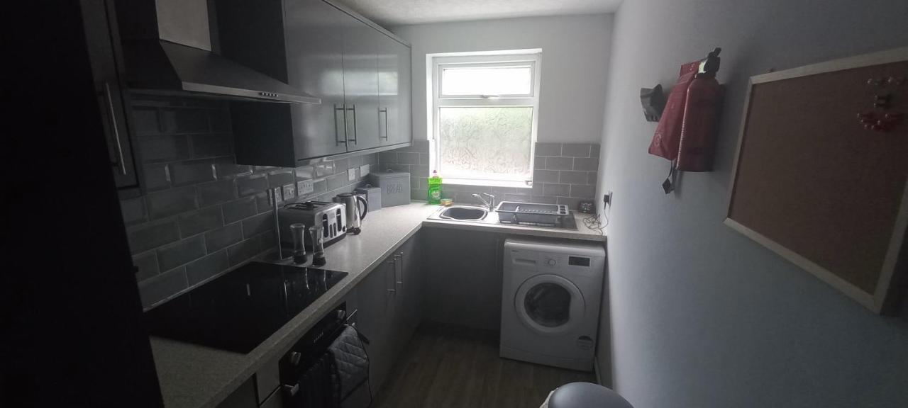 6-Min Walk To New Cross Parking Long Stay Discounts Γούλβερχαμπτον Εξωτερικό φωτογραφία